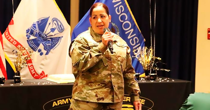 Army Suspends Base’s First Female Commander After Trump, Hegseth Portraits Were Flipped Around