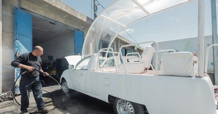 Pope Francis’ Popemobile To Be Converted Into Mobile Health Unit For Gaza Children
