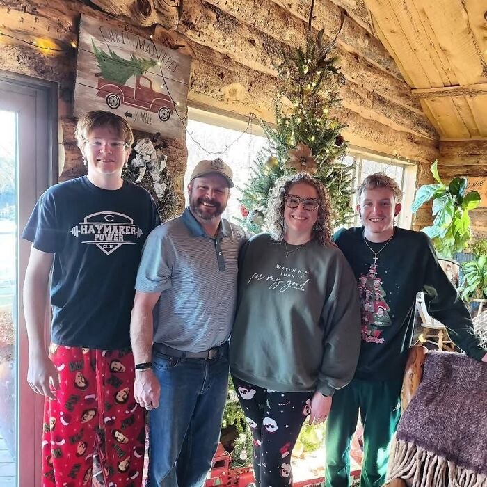 Family Of Four Discovered Dead In Suspected Murder-Suicide On Day Of Son’s Graduation Ceremony
