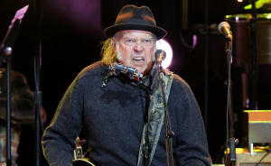 Neil Young Tells Trump To Leave Musicians Alone And Focus On The Damage He's Done