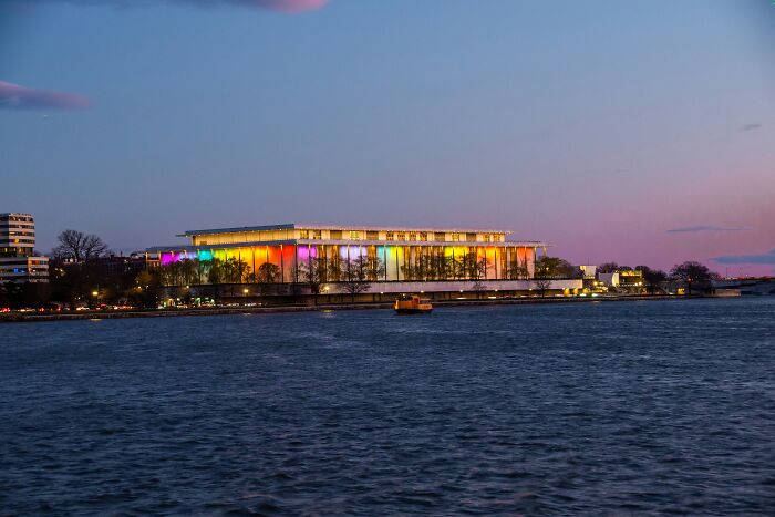 Kennedy Center Earnings Crash After Trump Grabs Hold Of Iconic Arts Institution